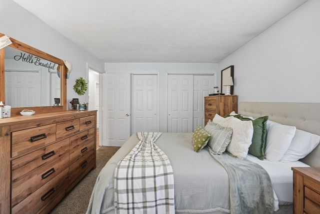 20 Pierce Rd, Sutton, MA 01590