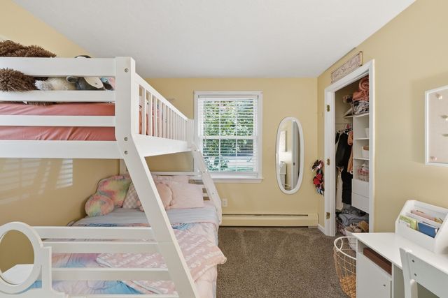 20 Pierce Rd, Sutton, MA 01590