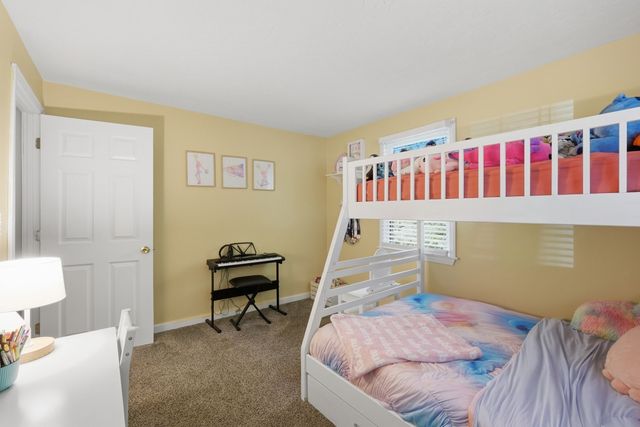 20 Pierce Rd, Sutton, MA 01590