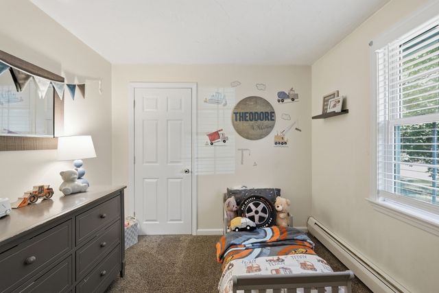 20 Pierce Rd, Sutton, MA 01590