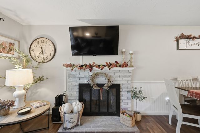 20 Pierce Rd, Sutton, MA 01590