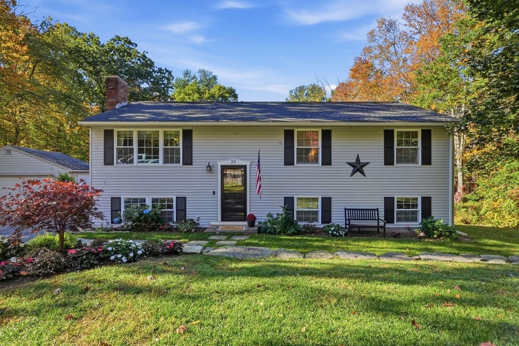 20 Pierce Rd, Sutton, MA 01590