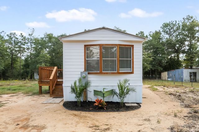 66 E Orange Blossom Avenue, Defuniak Springs, FL 32433