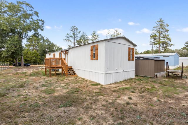 66 E Orange Blossom Avenue, Defuniak Springs, FL 32433