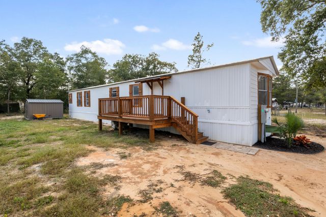 66 E Orange Blossom Avenue, Defuniak Springs, FL 32433