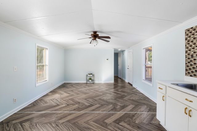 66 E Orange Blossom Avenue, Defuniak Springs, FL 32433