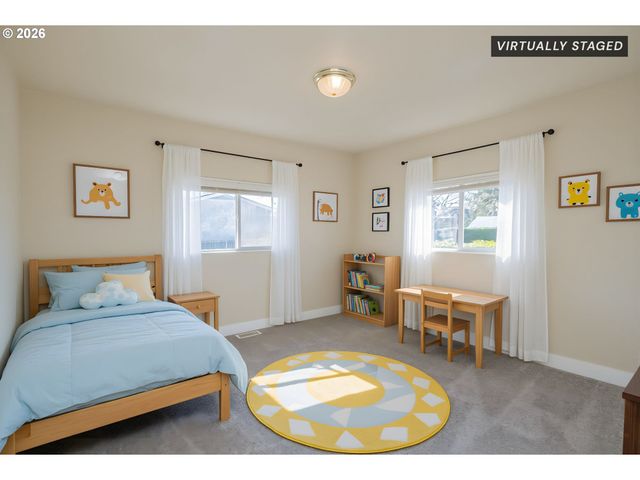 3392 Sunnyview Rd Ne, Salem, OR 97301