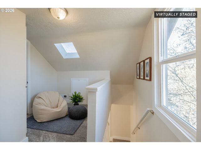 3392 Sunnyview Rd Ne, Salem, OR 97301