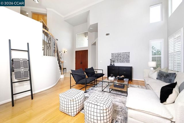 5408 Oakstone Ct, Concord, CA 94521