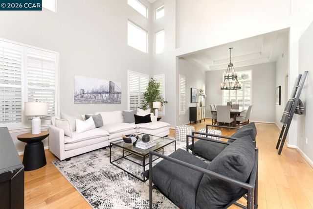 5408 Oakstone Ct, Concord, CA 94521