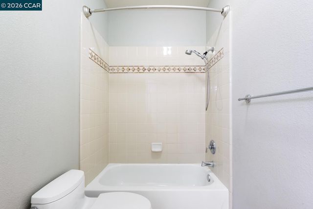 5408 Oakstone Ct, Concord, CA 94521