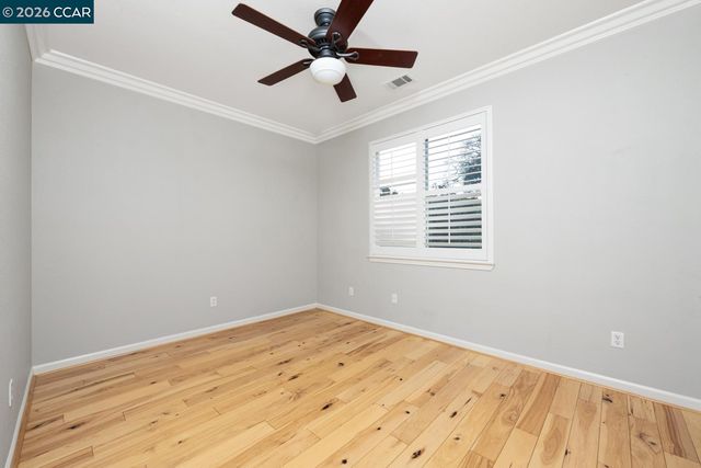 5408 Oakstone Ct, Concord, CA 94521