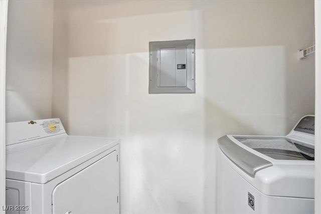 7147 South Durango Drive 111, Las Vegas, NV 89113