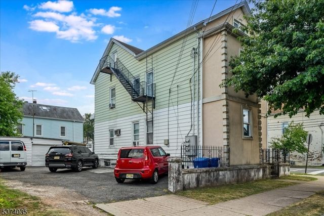 102 E 22Nd St, Paterson City, NJ 07514