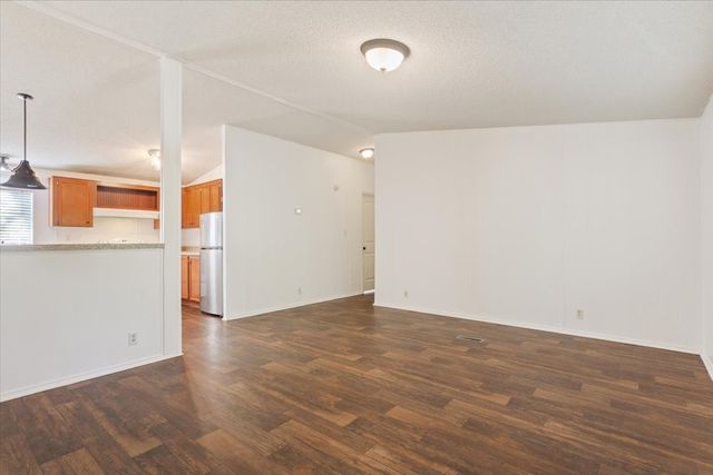 2504 Prause Road, China Spring, TX 76633
