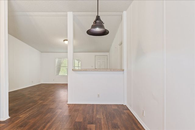 2504 Prause Road, China Spring, TX 76633
