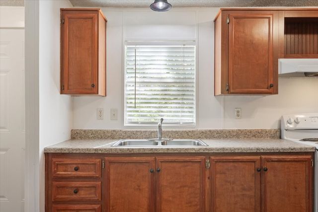 2504 Prause Road, China Spring, TX 76633