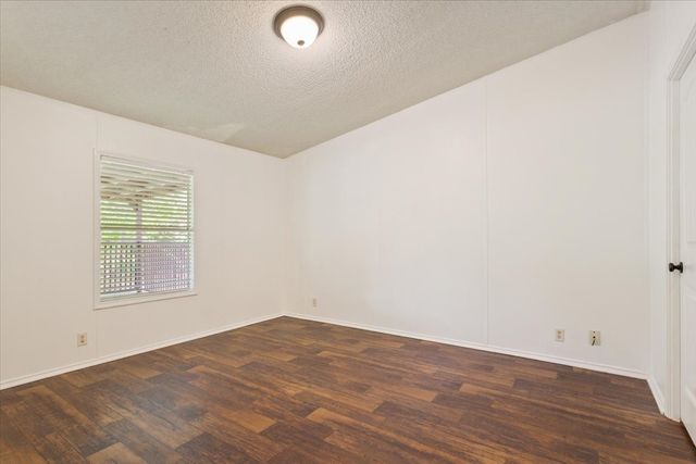 2504 Prause Road, China Spring, TX 76633