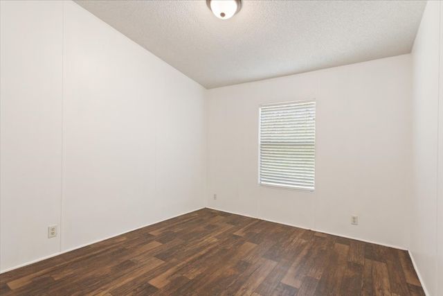 2504 Prause Road, China Spring, TX 76633
