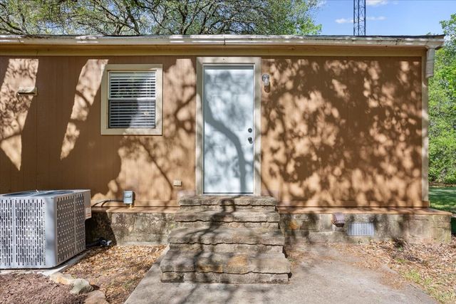 2504 Prause Road, China Spring, TX 76633