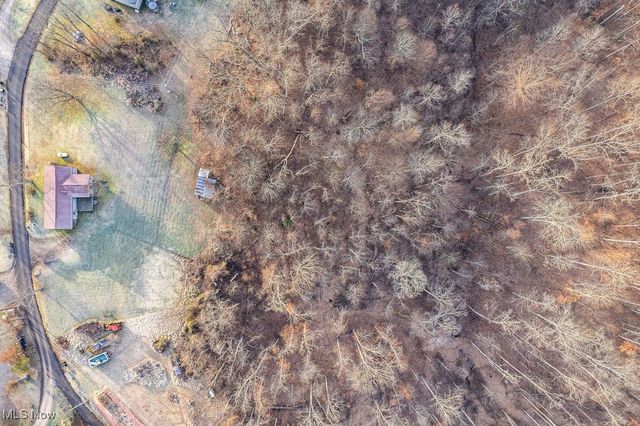 609 Tallyho Road, Parkersburg, WV 26104