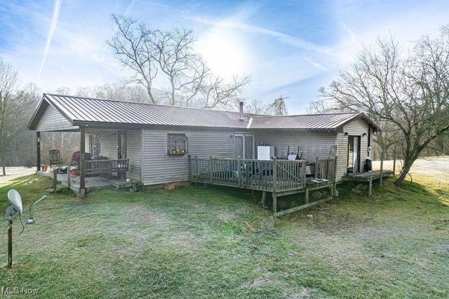 609 Tallyho Road, Parkersburg, WV 26104