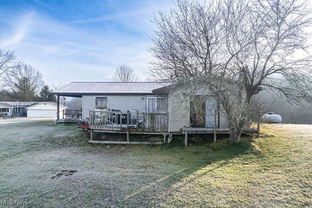 609 Tallyho Road, Parkersburg, WV 26104