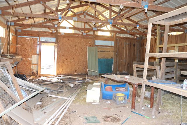 1312 S Diggins Main Street, Seymour, MO 65746