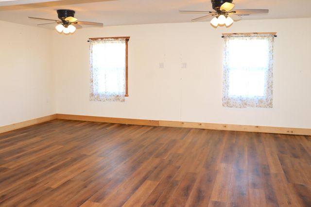 1312 S Diggins Main Street, Seymour, MO 65746