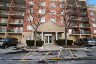 7400 Lincoln Avenue 601, Skokie, IL 60076