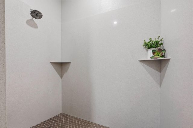 2210 Omega Dr, Lincoln, CA 95648