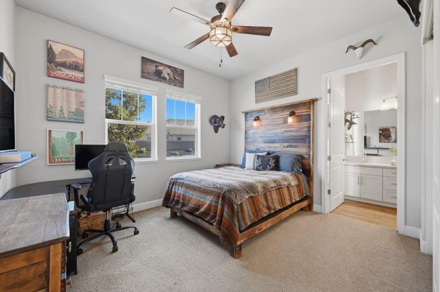 2210 Omega Dr, Lincoln, CA 95648