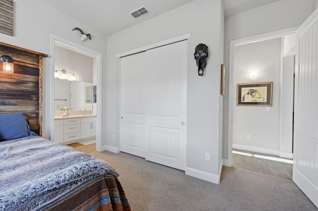 2210 Omega Dr, Lincoln, CA 95648