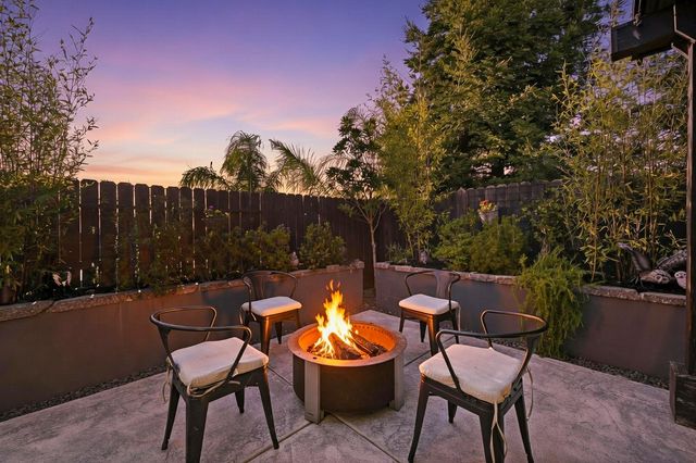 2210 Omega Dr, Lincoln, CA 95648