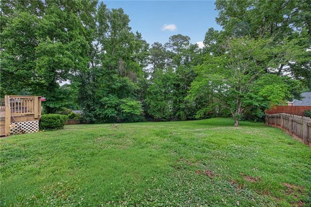 2405 Aveberry Court SE, Conyers, GA 30013