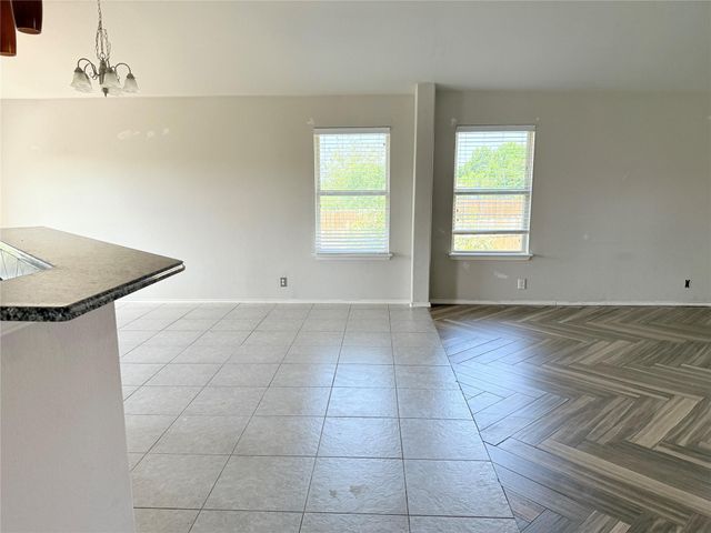 406 Dragon Ridge RD, Buda, TX 78610