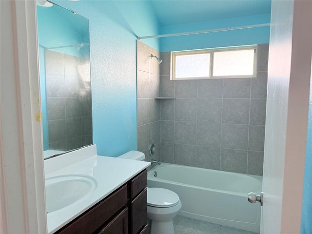 406 Dragon Ridge RD, Buda, TX 78610