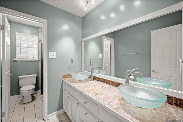 5211 Fort Gregg Dr, Baton Rouge, LA 70817