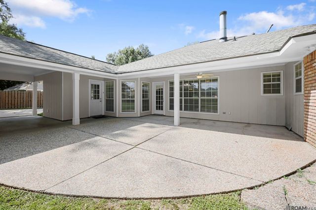 5211 Fort Gregg Dr, Baton Rouge, LA 70817