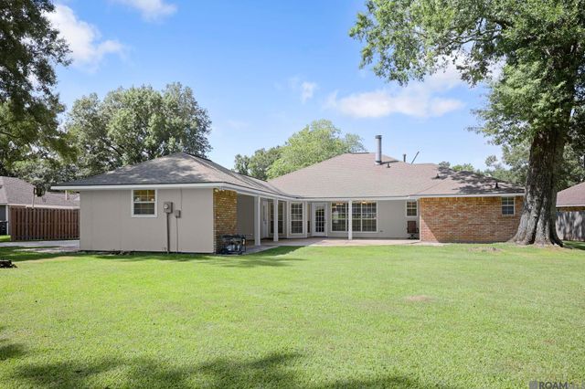 5211 Fort Gregg Dr, Baton Rouge, LA 70817