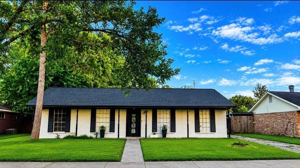 11110 Sageleaf Lane, Houston, TX 77089