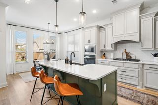 917 Fallbrook, Denton, TX 76210