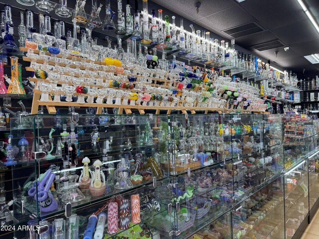 0000 W XXXXXXXXX Avenue, Glendale, AZ 85306 — exterior