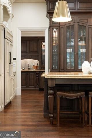 4136 N Stratford Road NE, Atlanta, GA 30342