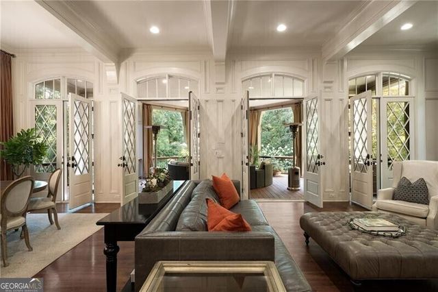 4136 N Stratford Road NE, Atlanta, GA 30342