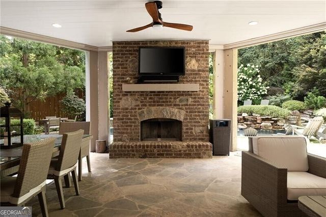 4136 N Stratford Road NE, Atlanta, GA 30342