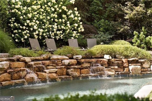 4136 N Stratford Road NE, Atlanta, GA 30342