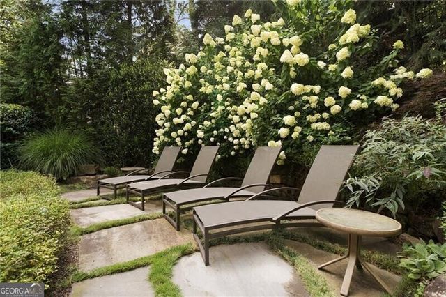 4136 N Stratford Road NE, Atlanta, GA 30342