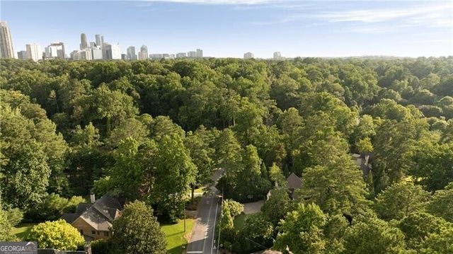 4136 N Stratford Road NE, Atlanta, GA 30342