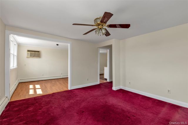 115 Broadmoor Lane, Westbury, NY 11590